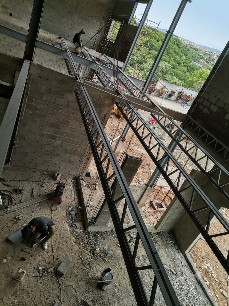 Proyecto construcción comercial terminado — Innova Forza Honduras